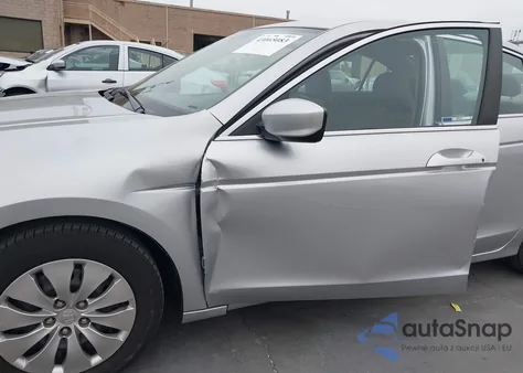 2011 Honda Accord Lx z USA, uszkodzony, nr VIN 1HGCP2F38BA069846